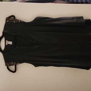 H&M sleeveless black blouse with gold accents size 12